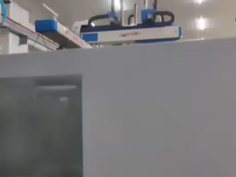Spritzgießmaschine Verarbeitungsvideo 3
